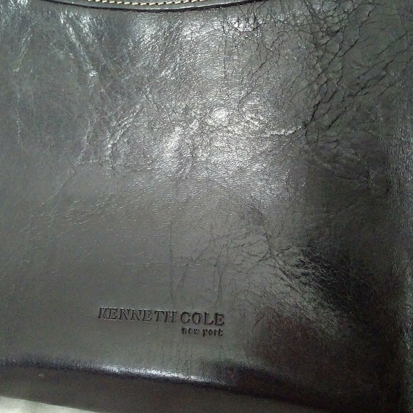 Kenneth Cole New York purse - Picture 2 of 4